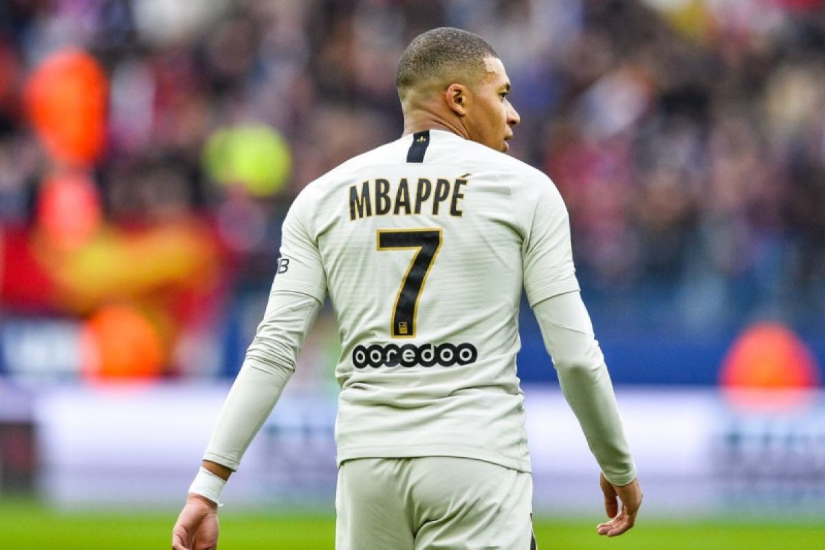 Katakan yang sebenarnya terjadi, Mbappe berkomitmen dengan PSG