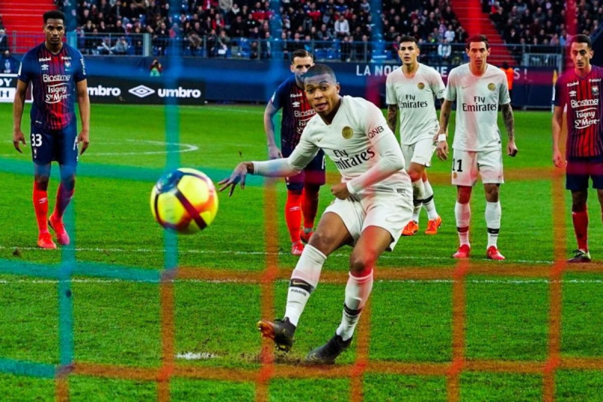 Bangkit dari ketertinggalan, PSG kalahkan Caen berkat dwigol Mbappe