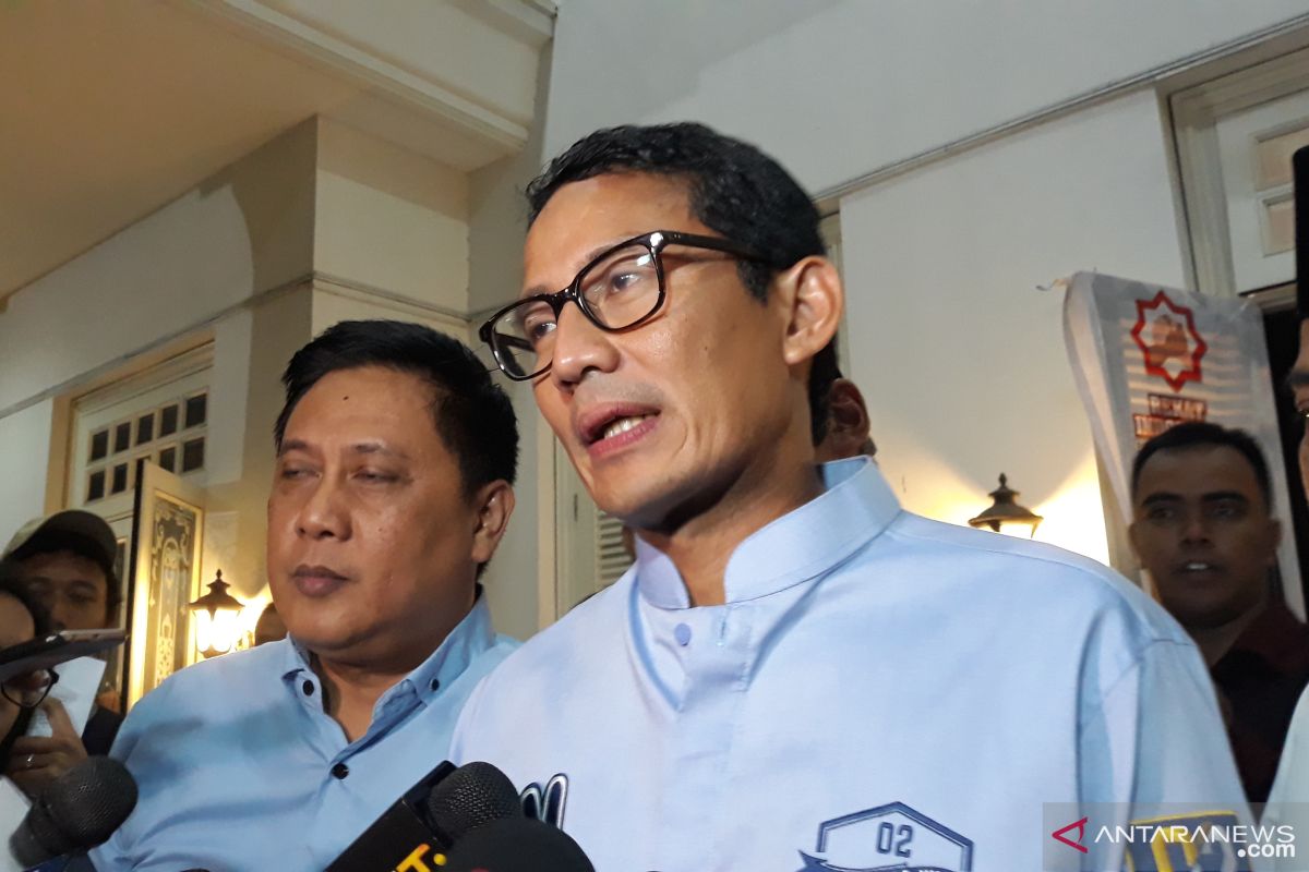 Sandiaga Uno ziarah ke makam Sulthan Syarif Kasim II