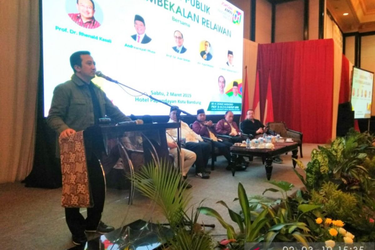 Ceritakan hasil penelitiannya, Yusuf Mansyur pastikan Jokowi taat beragama