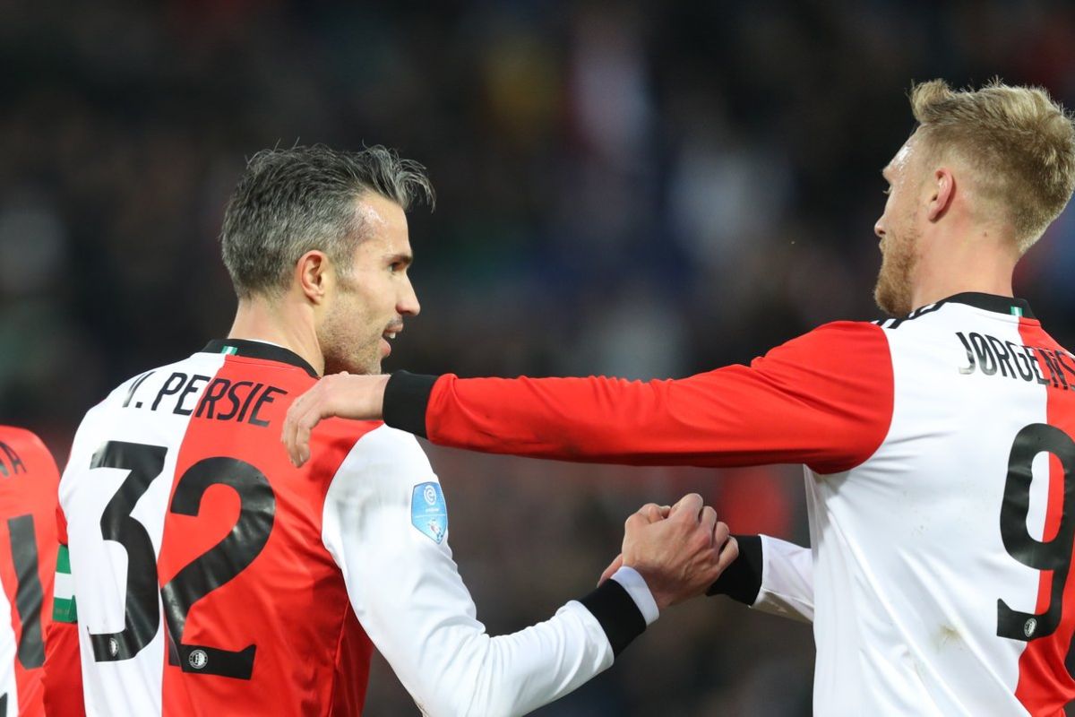 Van Persie kemas trigol, Feyenoord gilas Emmen 4-0