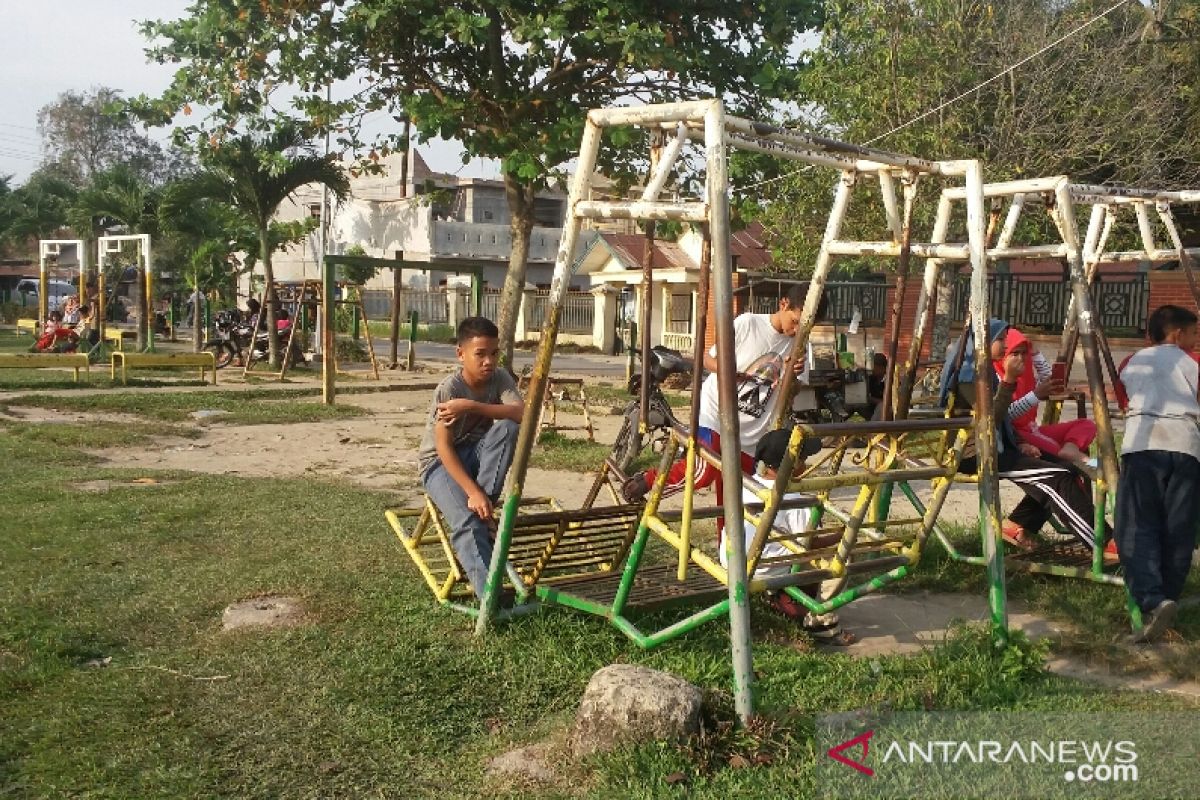 KPAD Labura minta pemkab benahi taman bermain anak