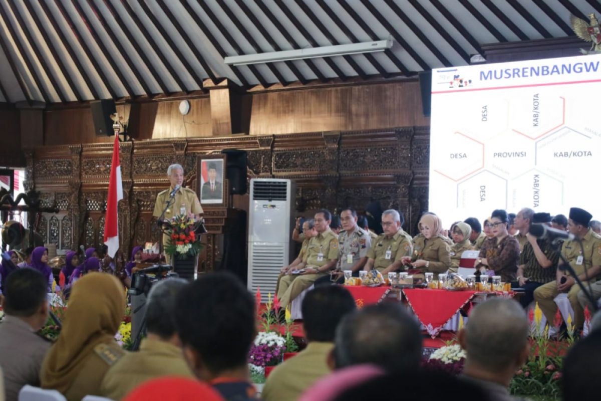 Perbaikan jalan jadi prioritas pembangunan di eks Keresidenan Surakarta