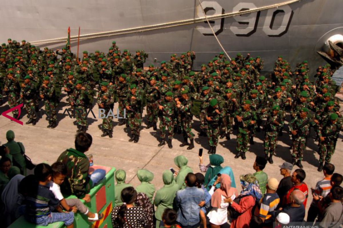 Pangdam XIV Hasanuddin lepas ratusan prajurit pengamanan Trans Papua