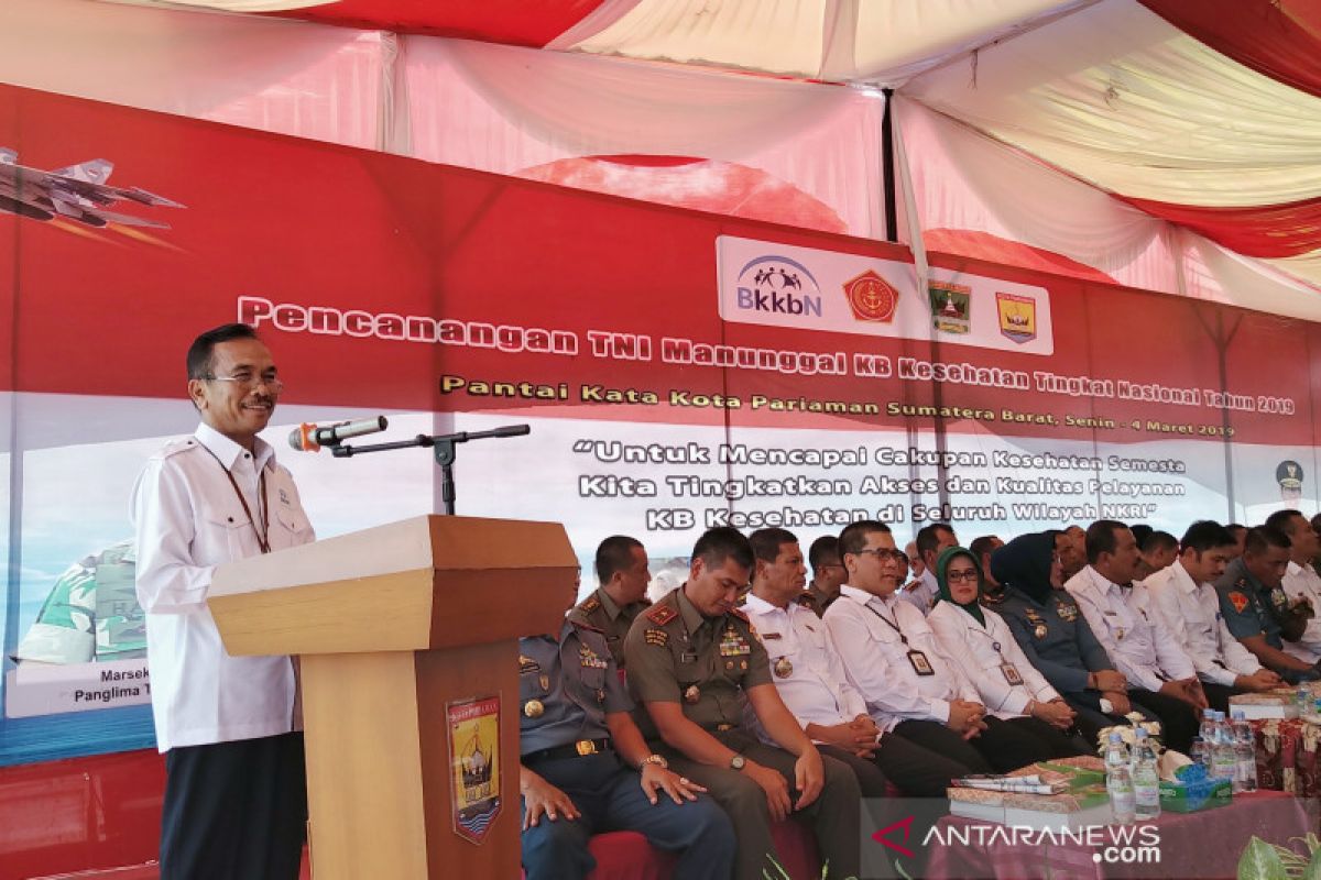 BKKBN-TNI canangkan program Manunggal KB-Kesehatan di Pariaman