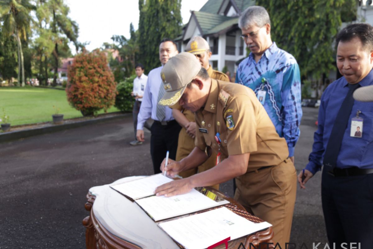 Bupati resmikan aplikasi Si Anggrek