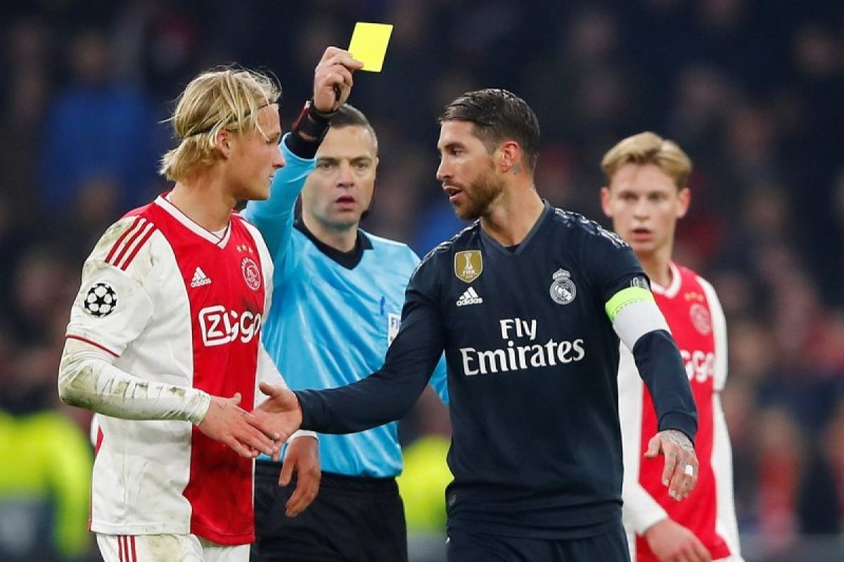 Ajax bakal manfaatkan absennya Sergio Ramos