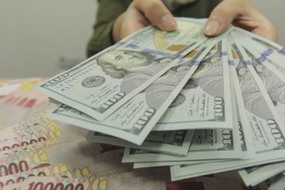 Dolar menguat setelah Amerika dan China kurangi ketegangan perdagangan