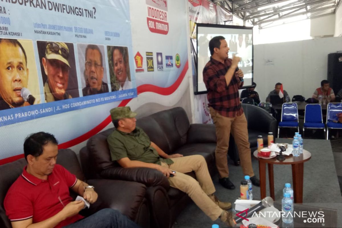 Penempatan perwira tinggi di lembaga sipil rusak institusi TNI
