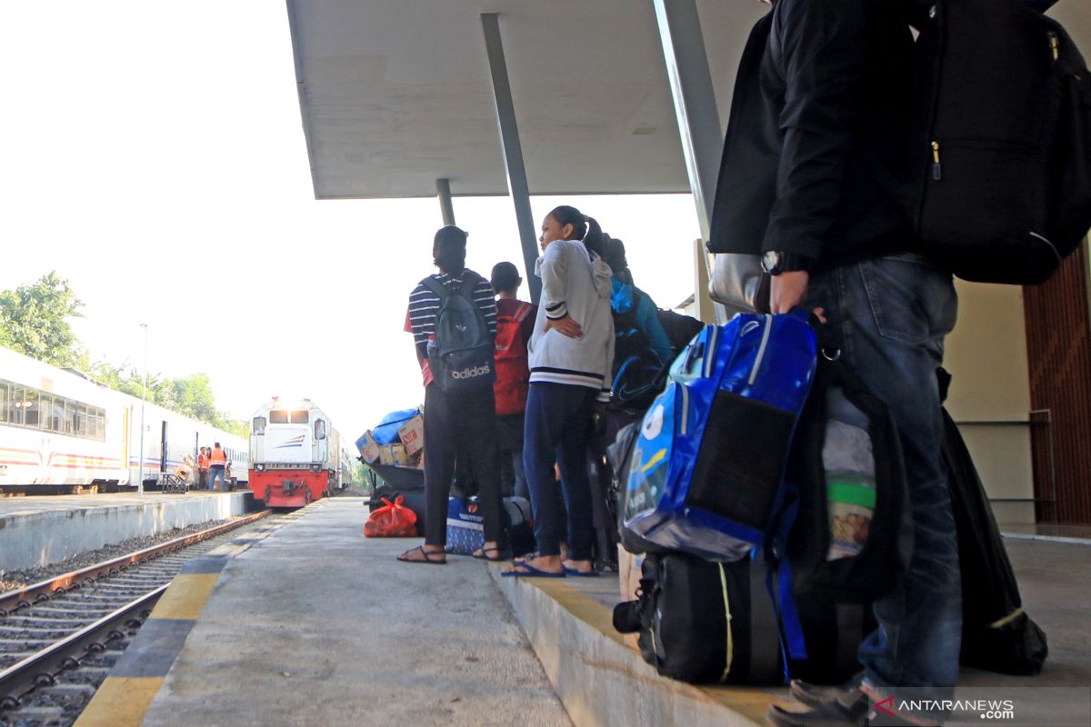 Libur Nyepi, okupansi penumpang KA di Jember meningkat