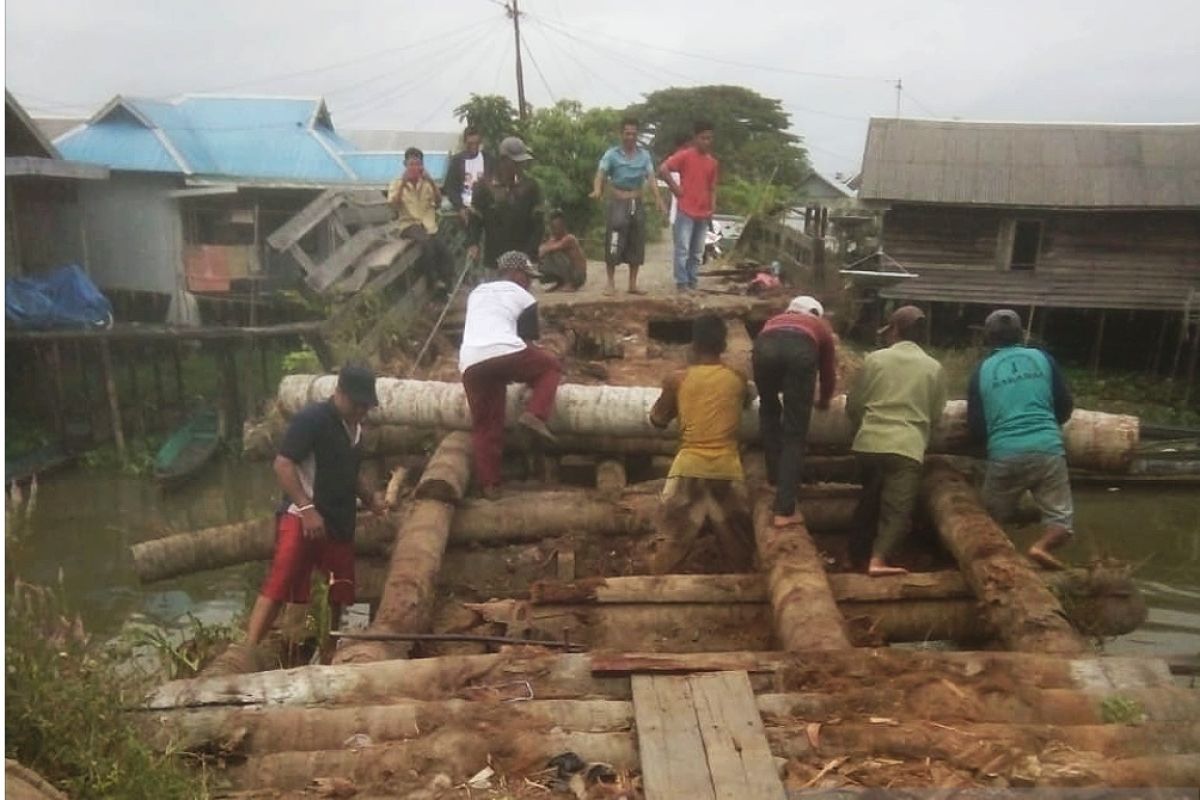 Desa Mantaas terkesan dianaktirikan pemerintah