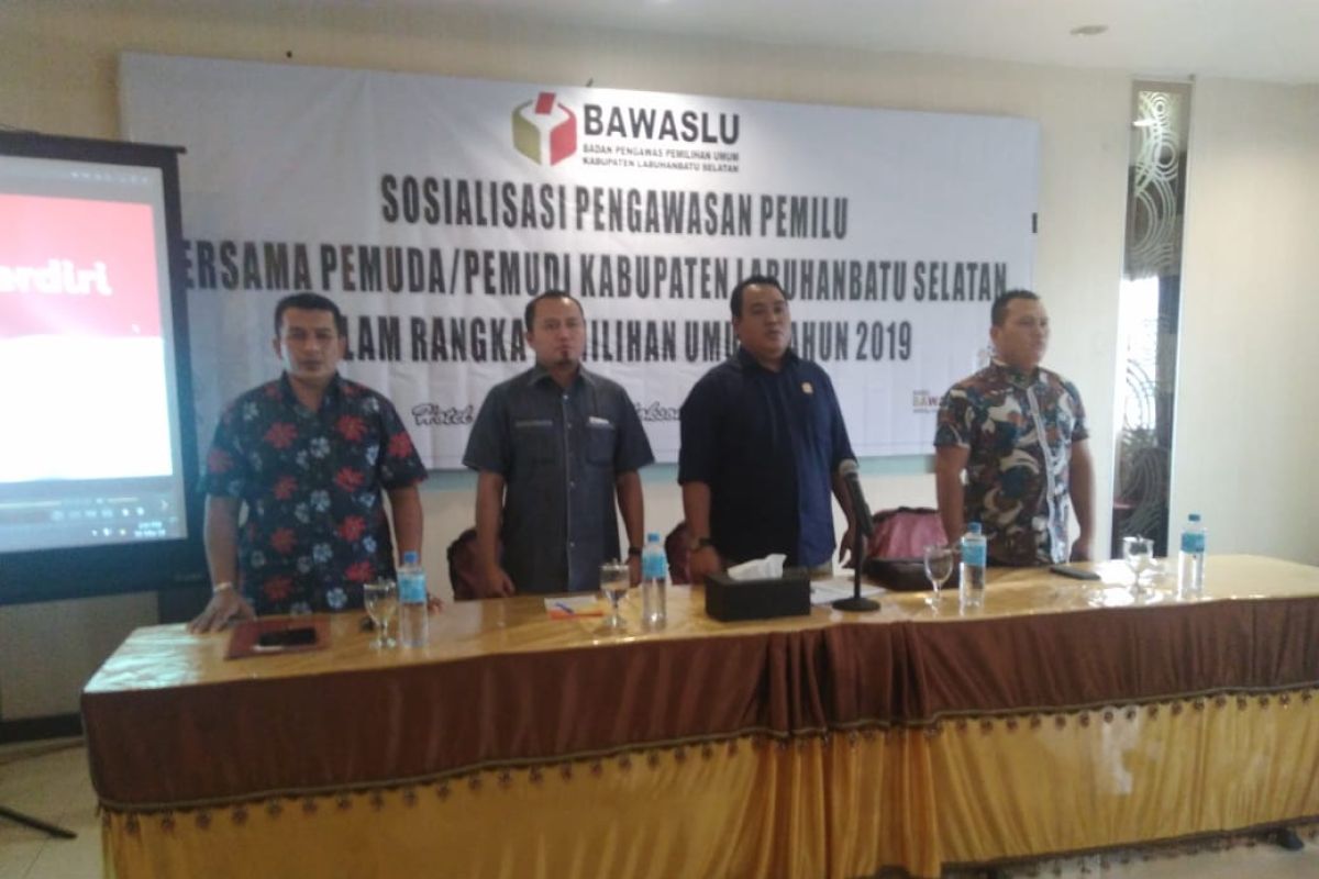 Bawaslu Labusel ajak generasi milenial awasi Pemilu