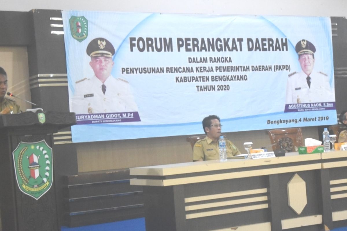 Beranda -- Bupati Bengkayang minta OPD fokus susun program