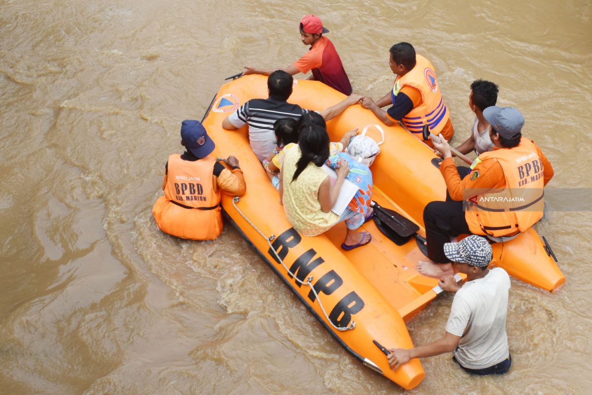 Banjir di Kabupaten Madiun Meluas ke Delapan Kecamatan