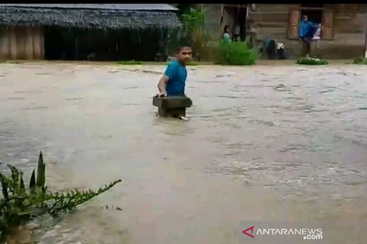 BPBD: Hujan akibatkan banjir dan longsor di Tapanuli Selatan