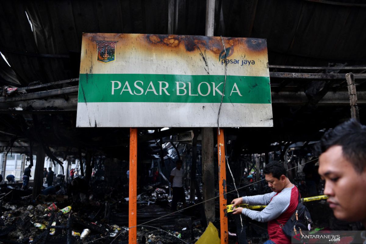 Polisi masih selidikipenyebab kebakaran Pasar Blok A