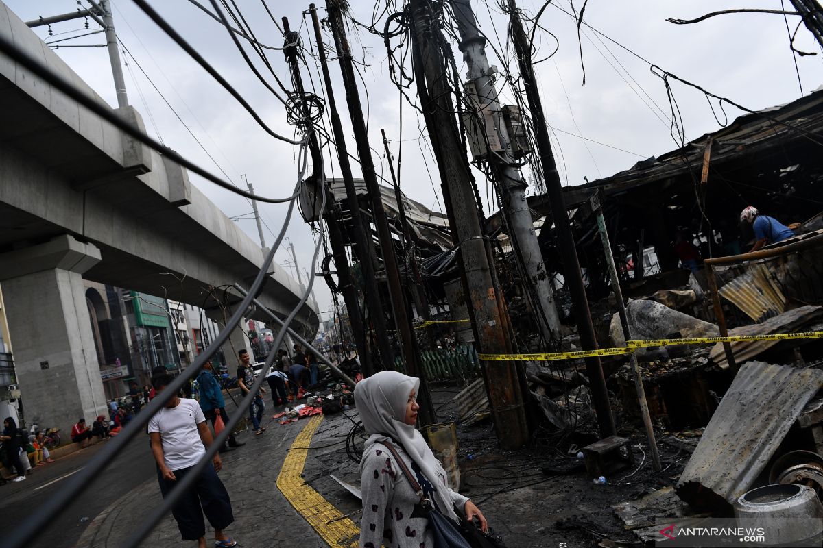 Kebakaran Pasar Blok A berdampak pada Gardu MRT