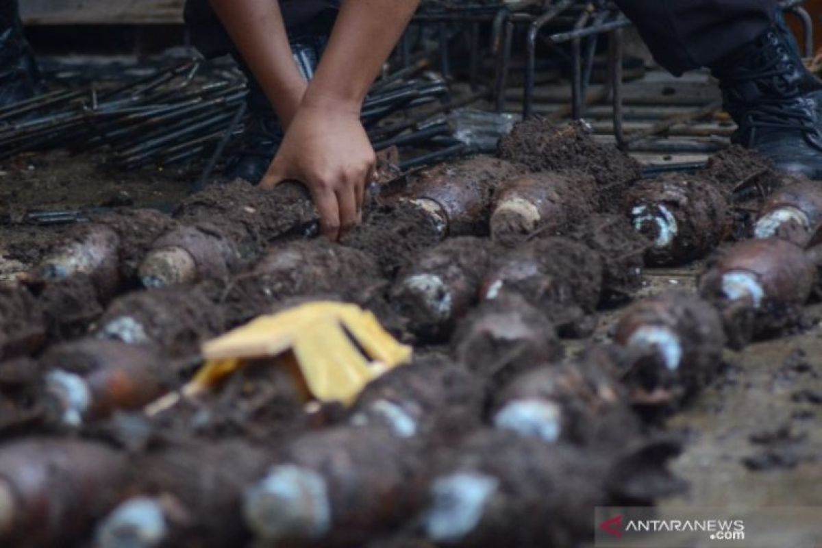 Penemuan mortir bekas PD II di Dago Bandung terbanyak se-Indonesia