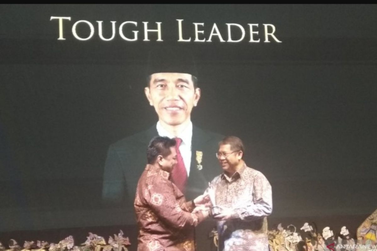 Presiden Jokowi peroleh penghargaan Tough Leader Obsession Awards 2019