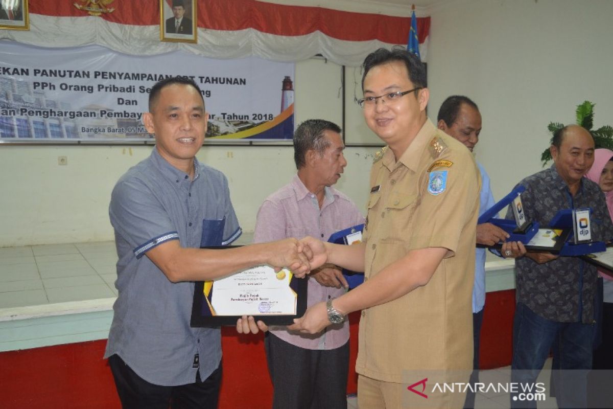 Bupati Bangka Barat ajak masyarakat lapor pajak