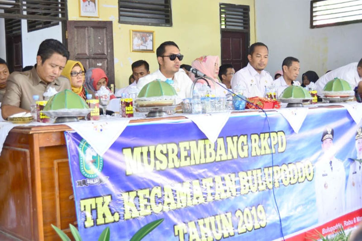Bupati Sinjai apresiasi pemerintah Kecamatan Bulupoddo