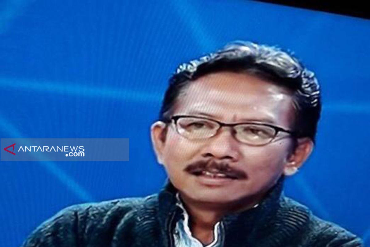 YLPK : Gubernur Jatim harus buktikan mampu kelola SMA/SMK di Surabaya lebih baik dari sebelumnya