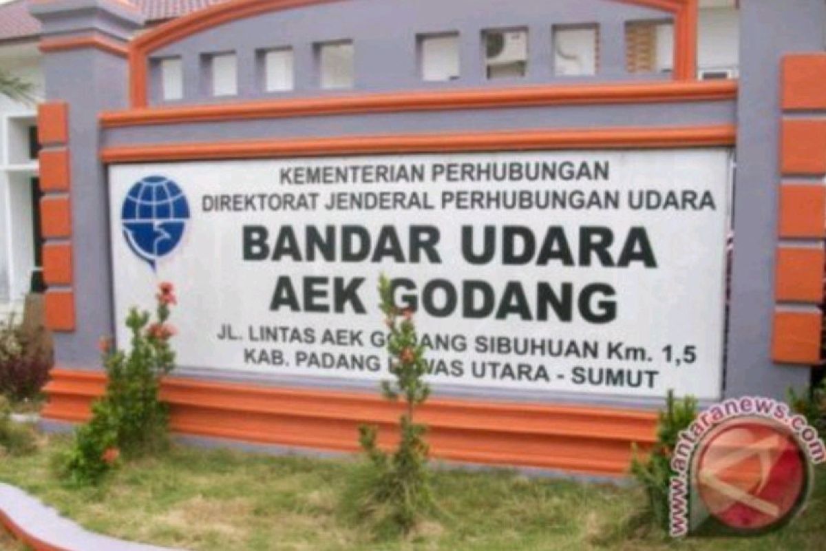 Masyarakat Paluta tolak pergantian nama Bandara Aek Godang