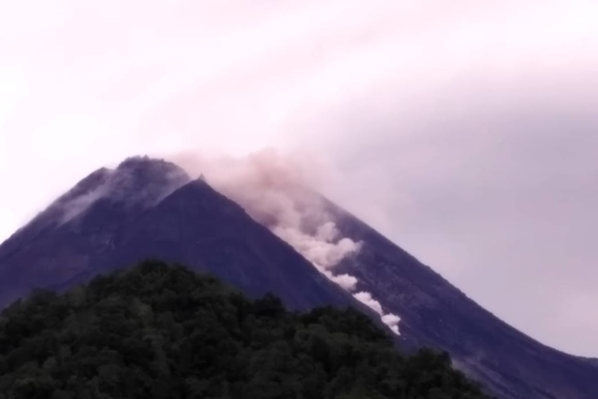 "Ronda Merapi" dihidupkan lagi warga antisipasi guguran lava dan awan panas