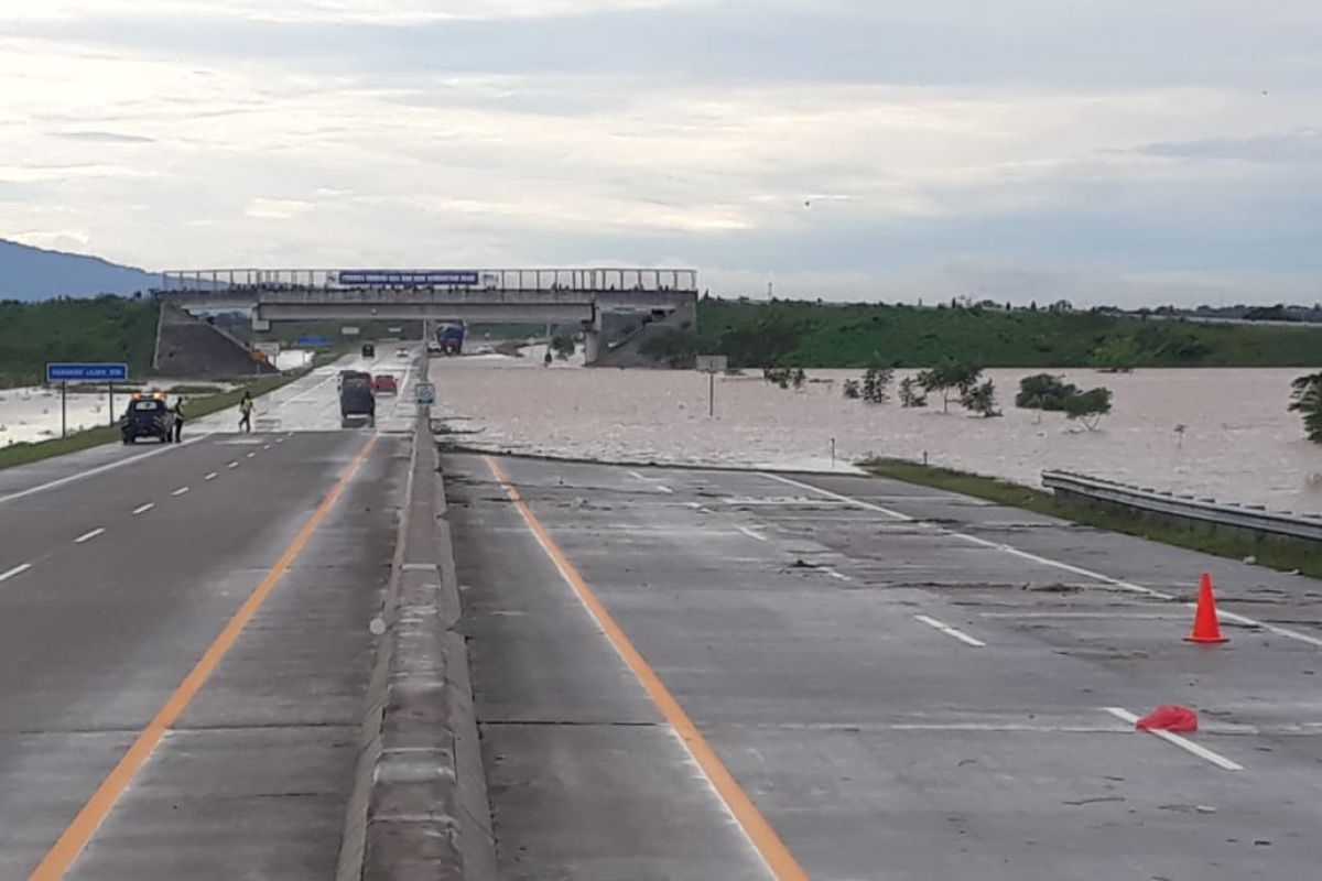 Jasamarga : banjir di ruas tol Ngawi-Kertosono mulai surut