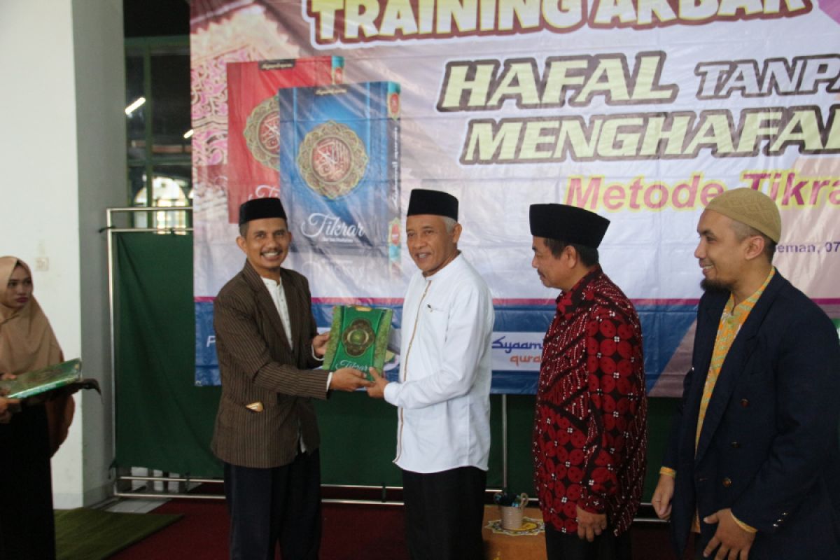 Ratusan orang ikuti training akbar menghapal Alquran