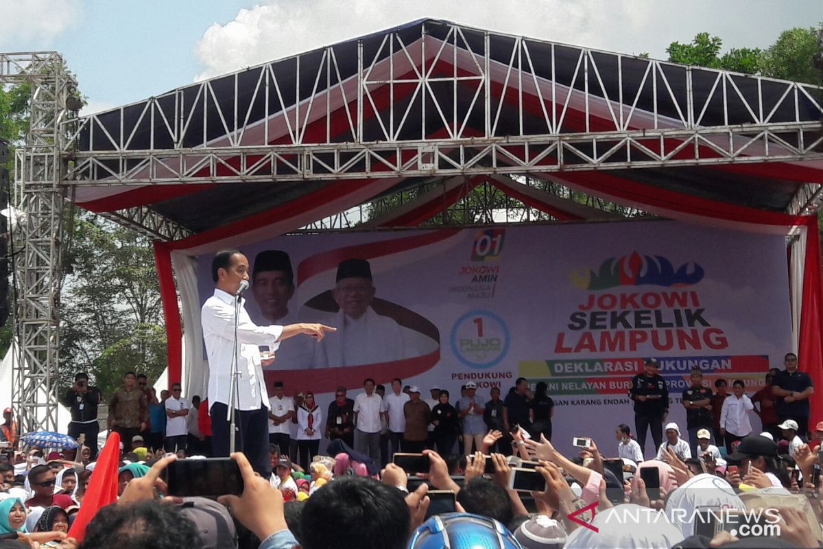 Jokowi hadiri deklarasi dukungan petani dan nelayan Lampung