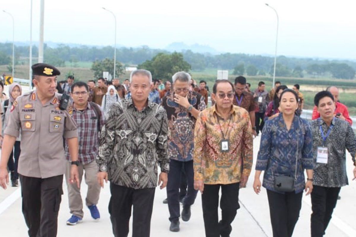 Tol Bakauheni - Terbanggi Besar akan ada 8 tempat istirahat