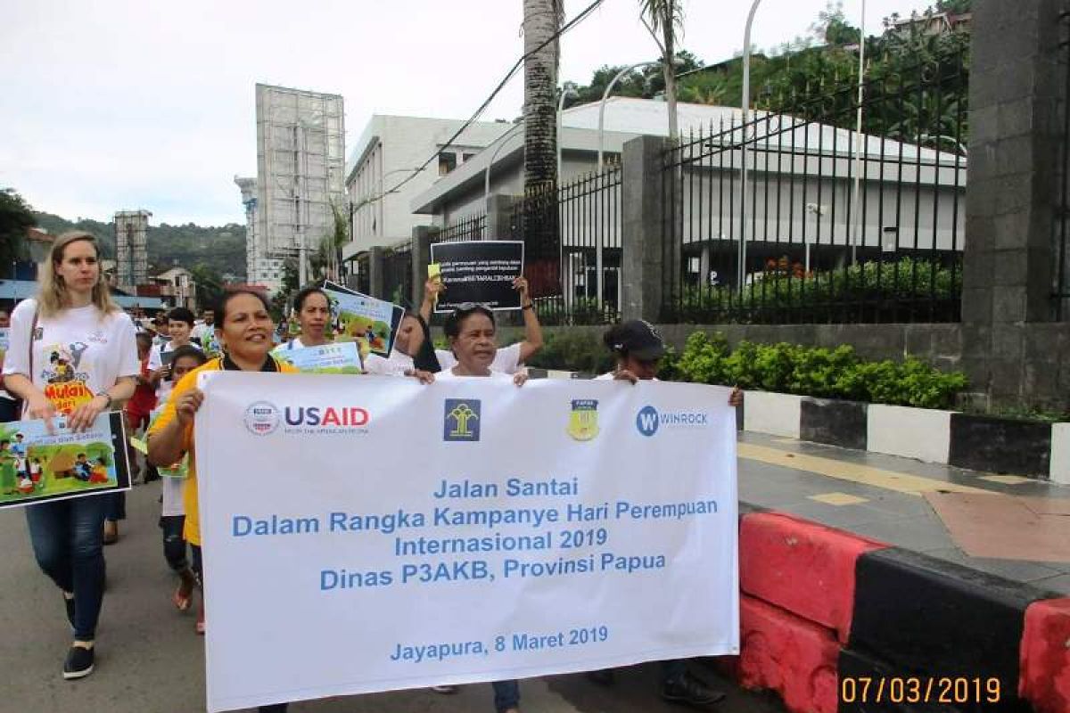 USAID-DP3AKB Papua peringati hari perempuan internasional