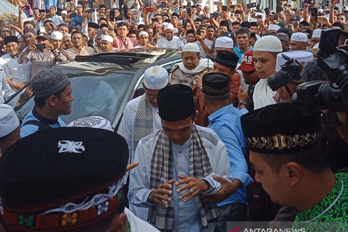Ribuan warga hadiri tausiyah Ustadz Abdul Somad di Aceh Barat