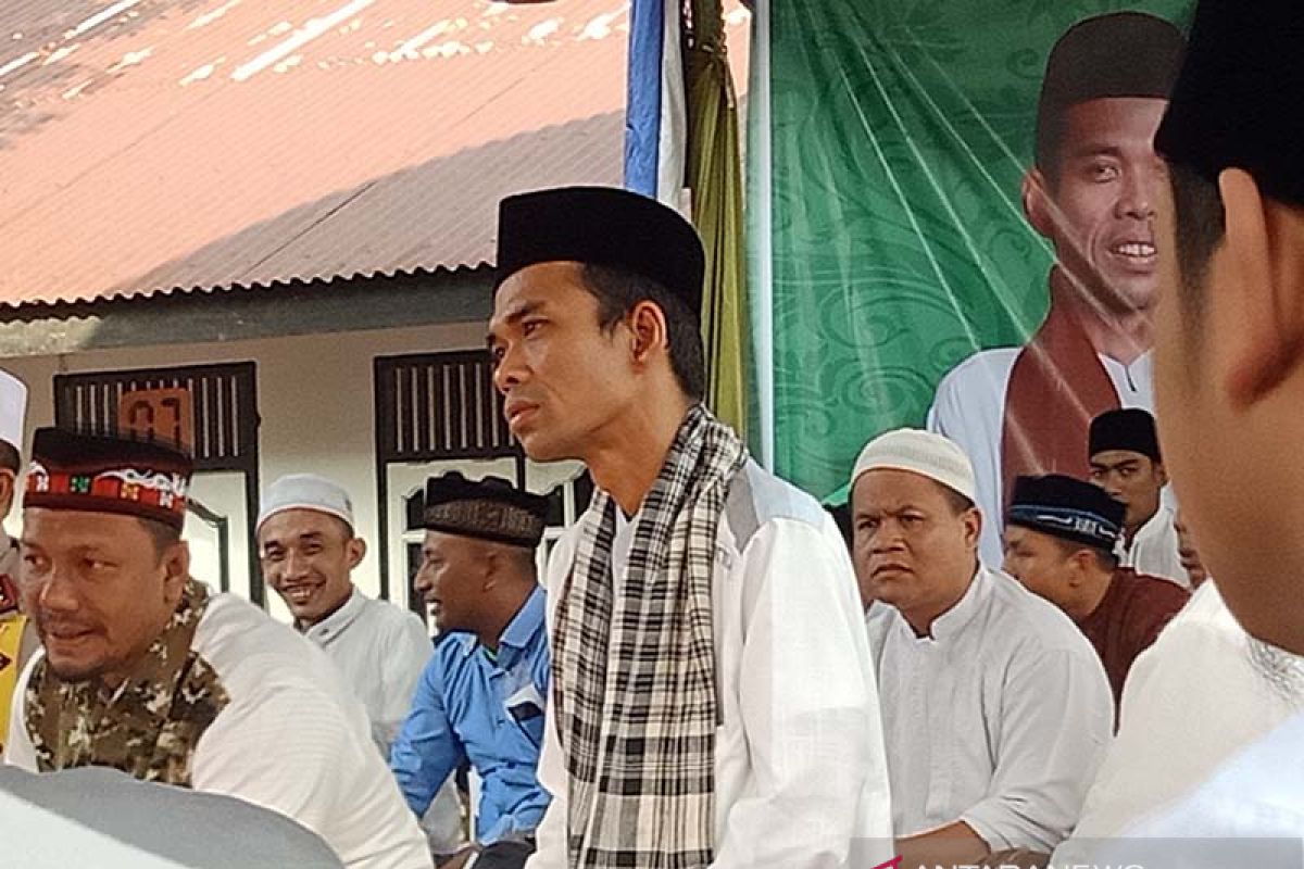 Aceh Barat adalah kabupaten pertama dikunjungi UAS di Aceh