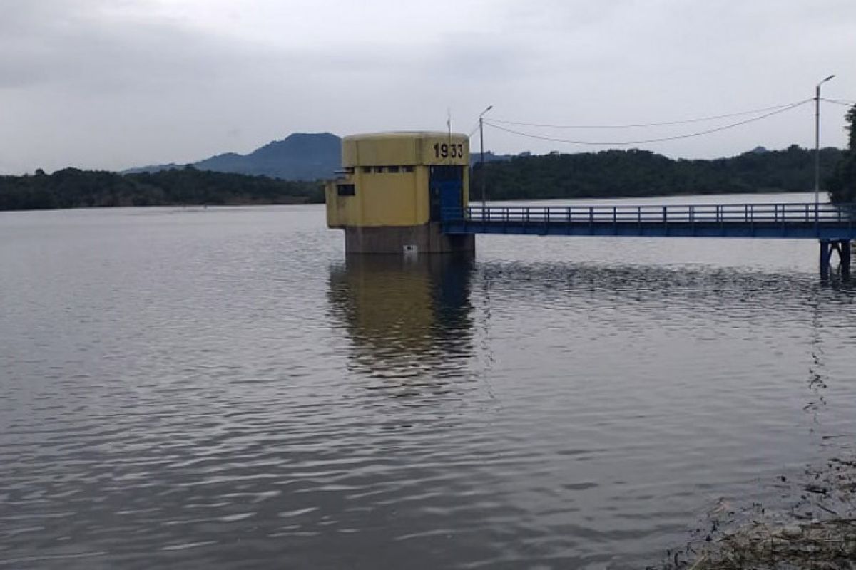 Air Waduk Pacal Bojonegoro Dikeluarkan Akibat Penuh