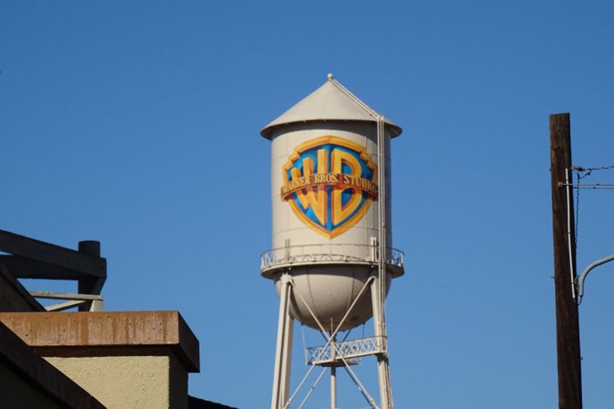 CEO Warner Bros diselidiki atas dugaan membantu orbitkan aktris