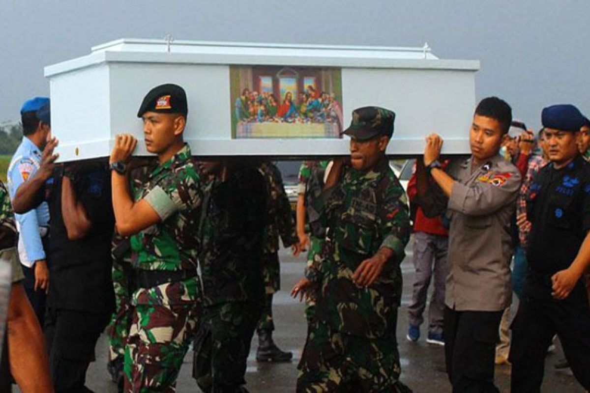 Setelah tiga prajurit gugur, DPR minta TNI operasi ofensisf tumpas KKB