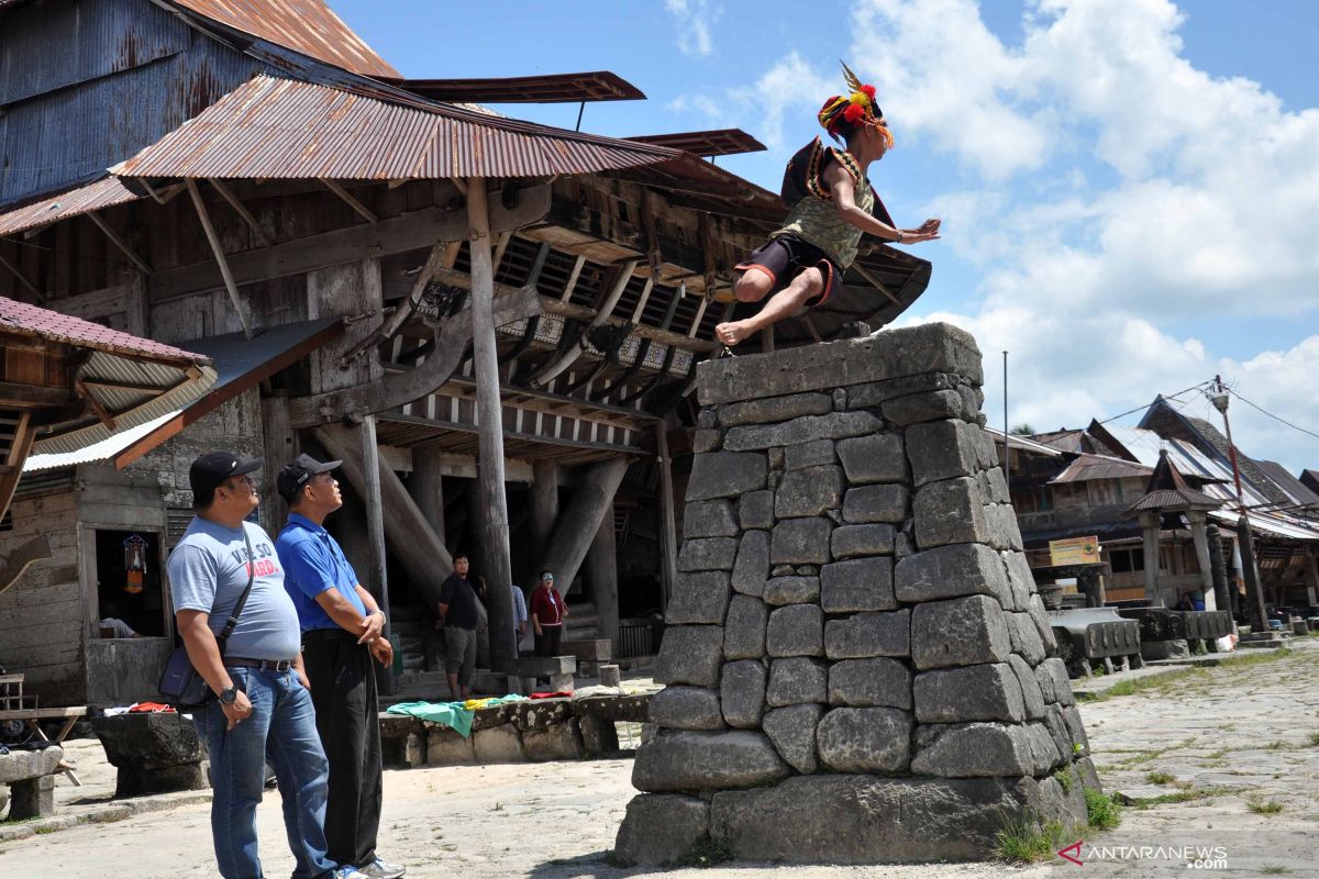 Lompat batu Nias kini makin mantap dengan BUMDes wisata