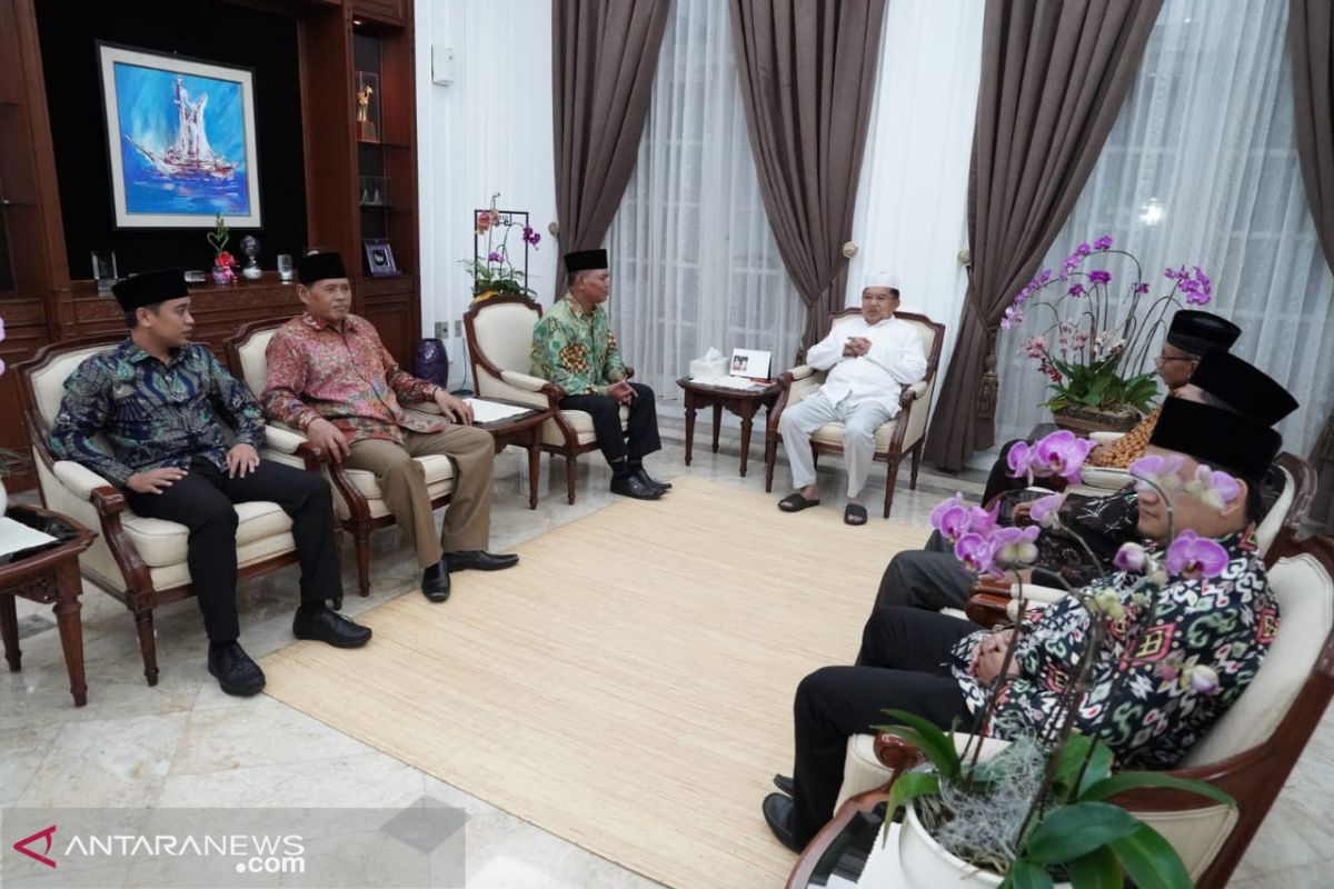 JK: Ajakan gunakan hak pilih boleh, tapi tidak kampanye di masjid