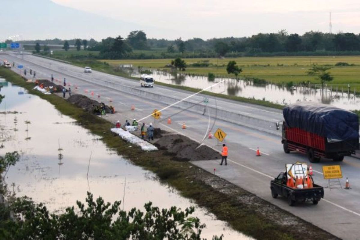 Ini perusahaan yang mendukung pembiayaan dua jalan tol proyek strategis nasional