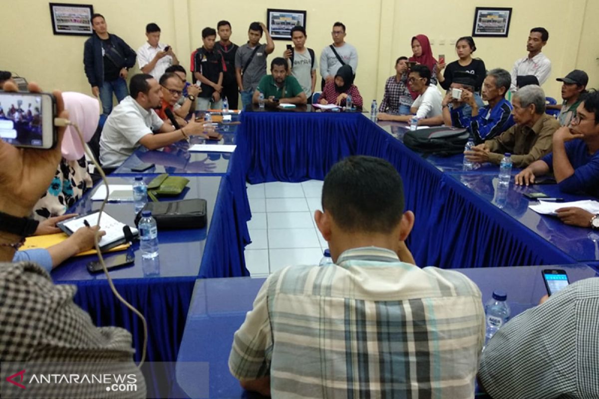 PT TLB kembali janjikan ganti rugi tanam tumbuh petani Teluk Sepang