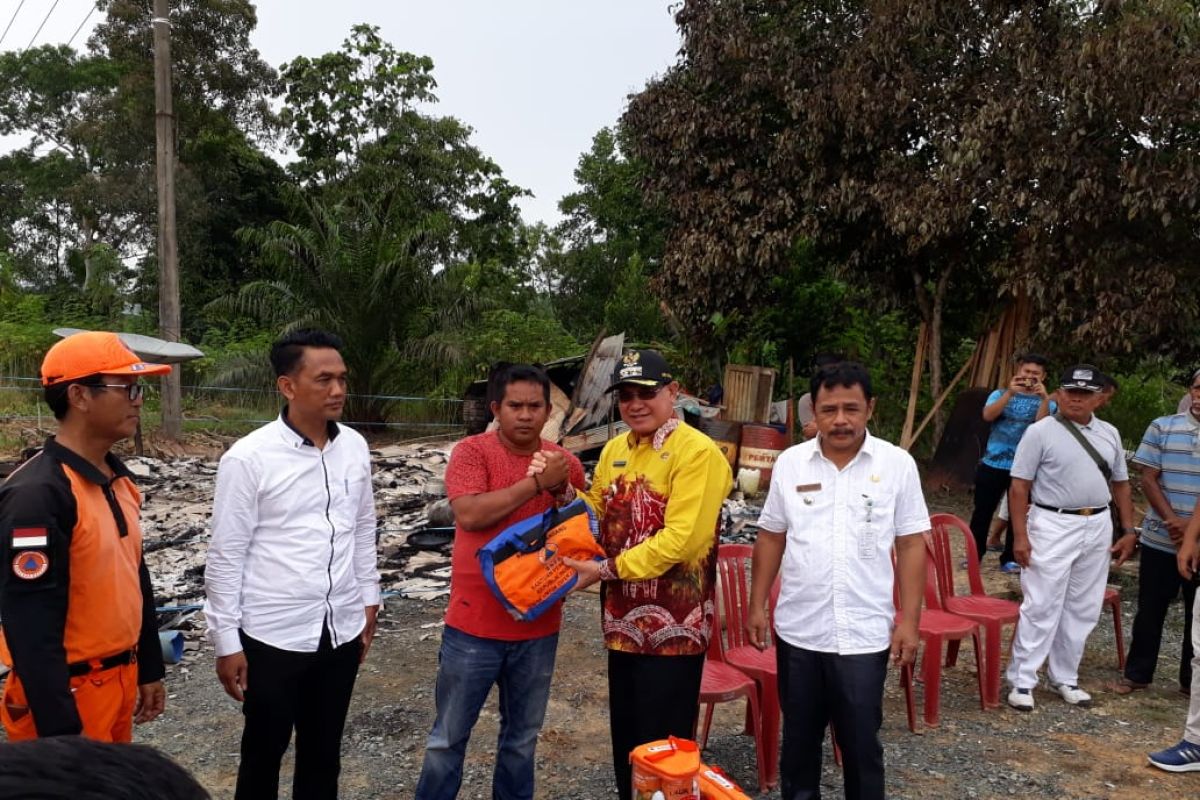 Kebakaran hanguskan rumah di Desa Pulau Panci