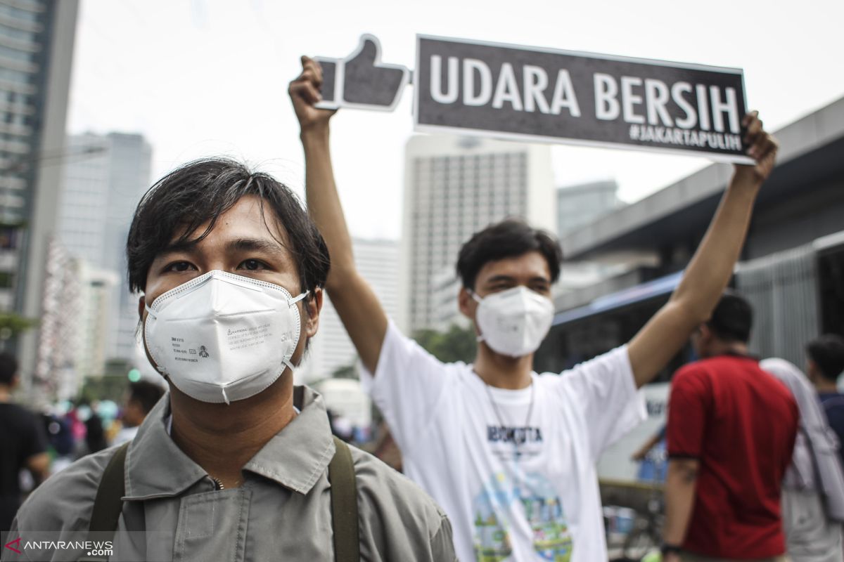 LSM : Dorong transisi ke energi baru terbarukan pada Hari Udara Bersih