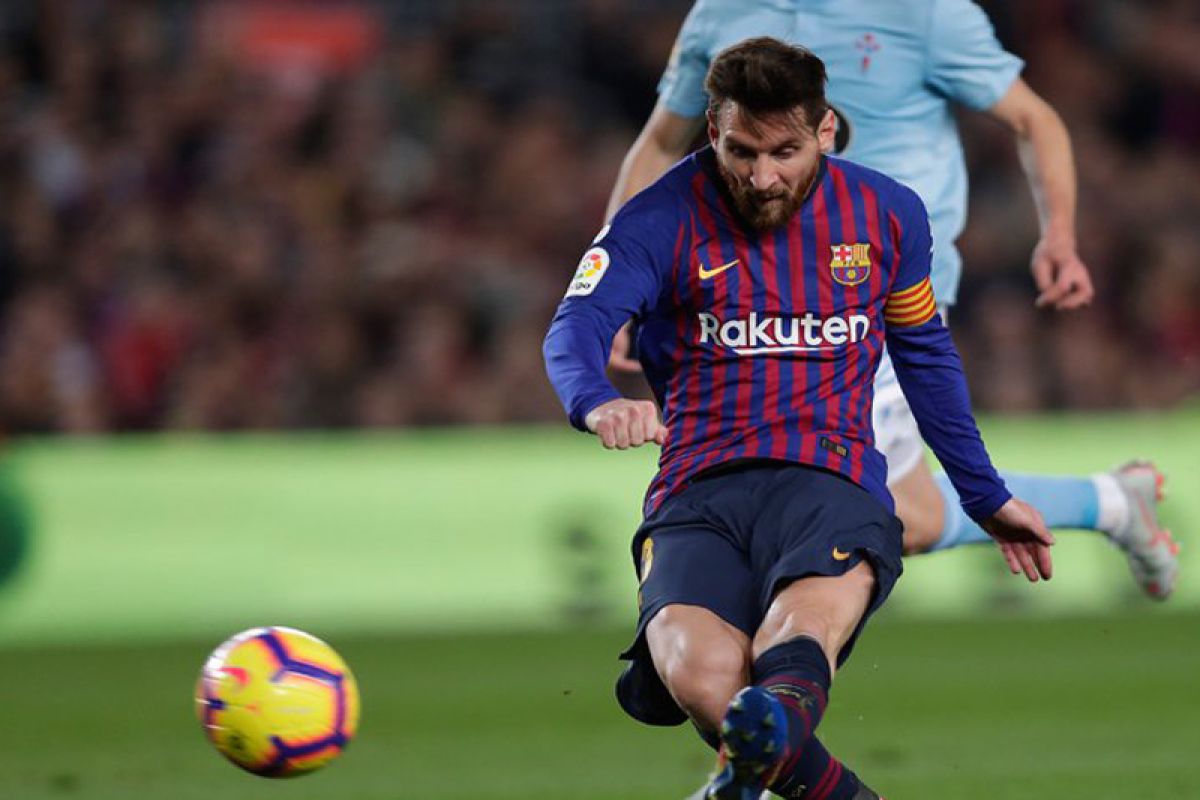 Messi kian tak terkejar di puncak daftar top skor