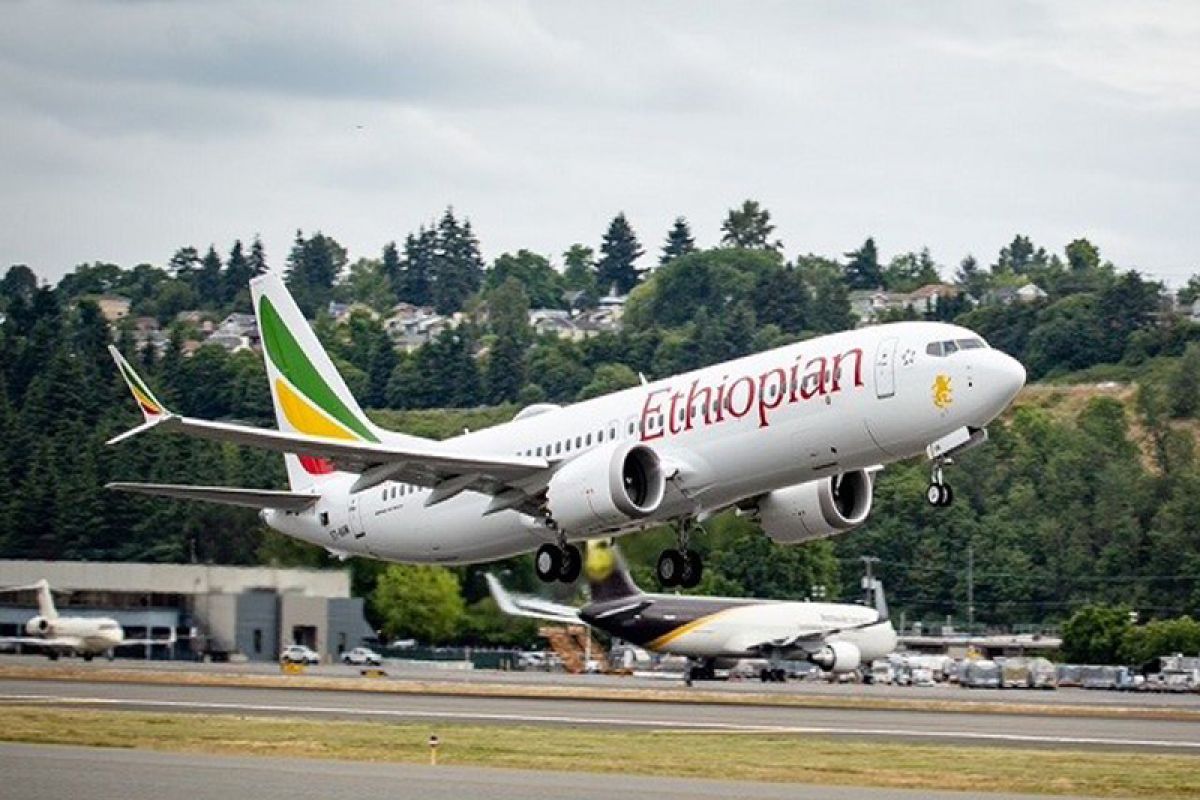 Pesawat maskapai Ethiopia jatuh, Boeing tunda peluncuran B 777X
