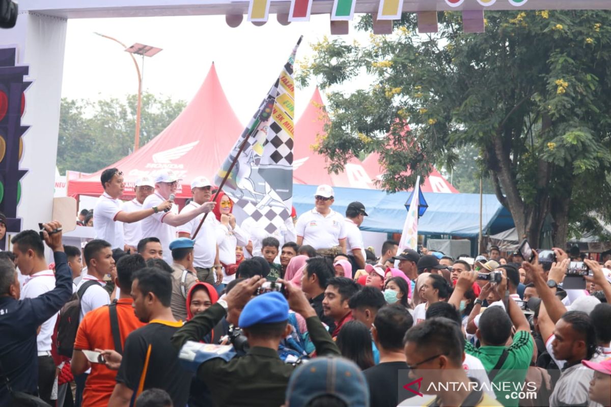 Ribuan warga Palu padati lapangan Vatulemo ramaikan MRSF Polda Sulteng.