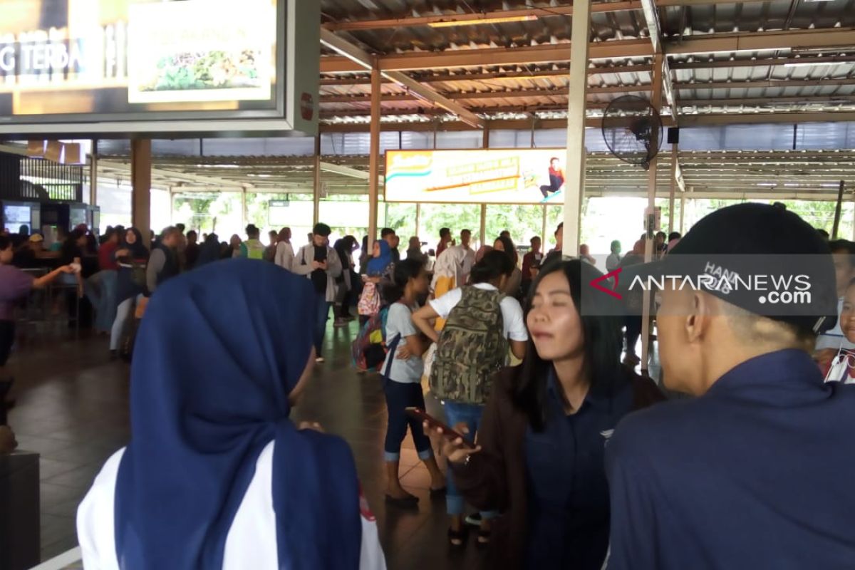KCI mulai evakuasi korban KRL Jakarta-Bogor