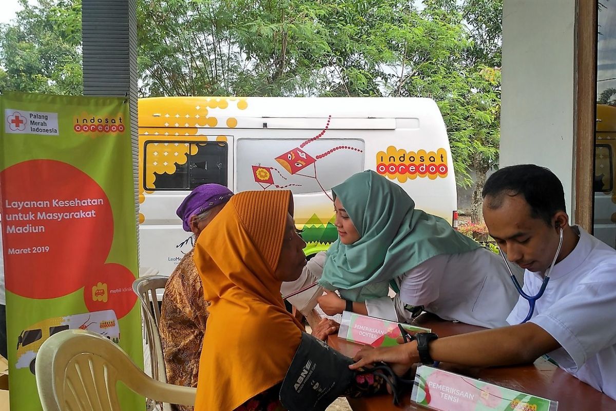 Indosat berikan komunikasi gratis korban banjir Madiun