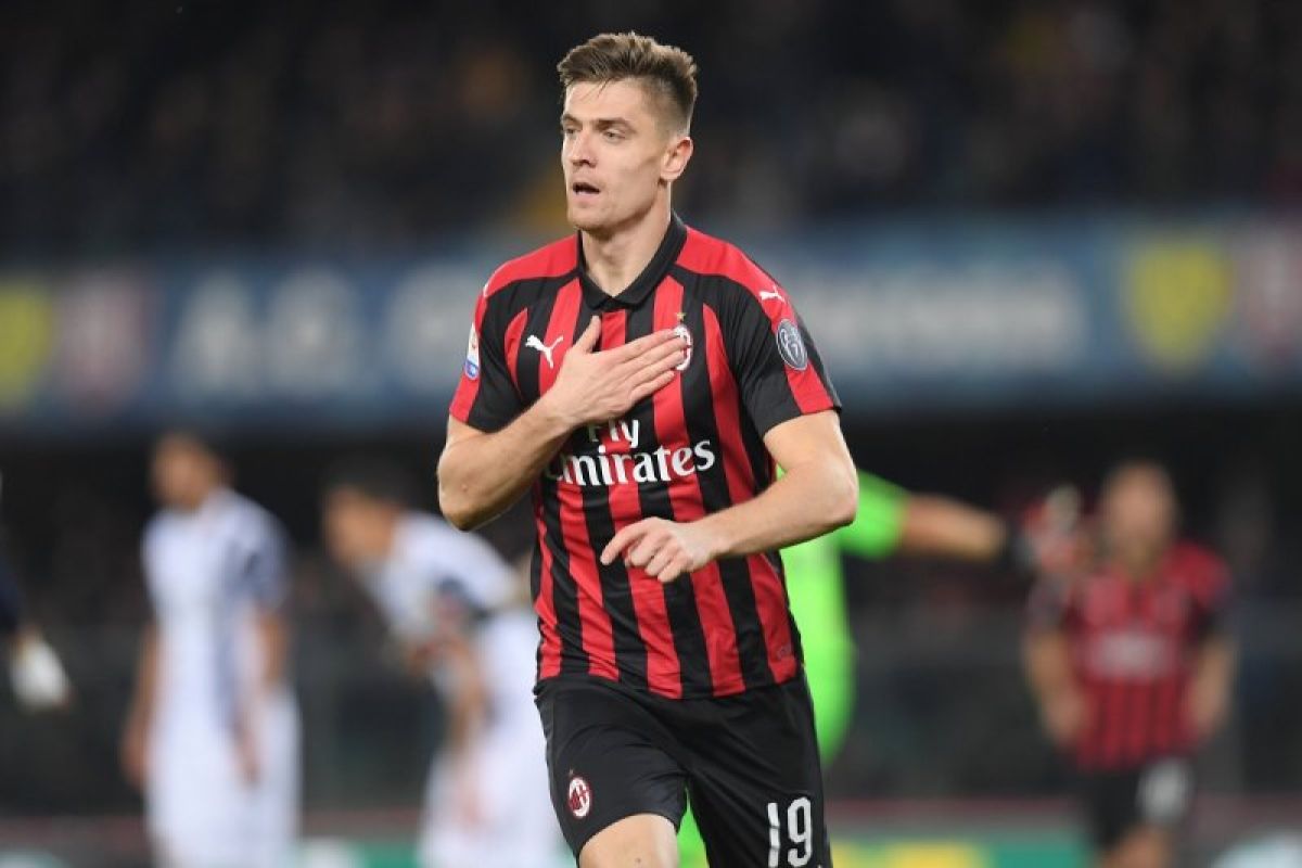 Piatek cetak gol kembali, Milan menang lagi